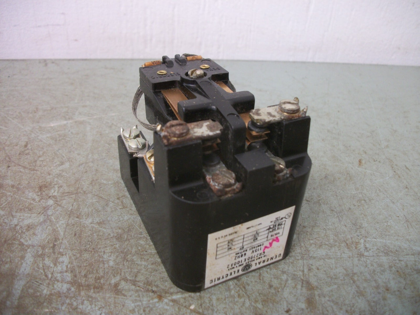 GE DPDT GENERAL PURPOSE RELAY CR2790E100A2 115VCOIL 10AMP 300VOLT NIB