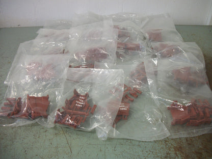 AMP LOT OF 16 METRIMATE TE CONNECTIVITY STRAIN RELIEF 18 POSITION 207603-1 NEW