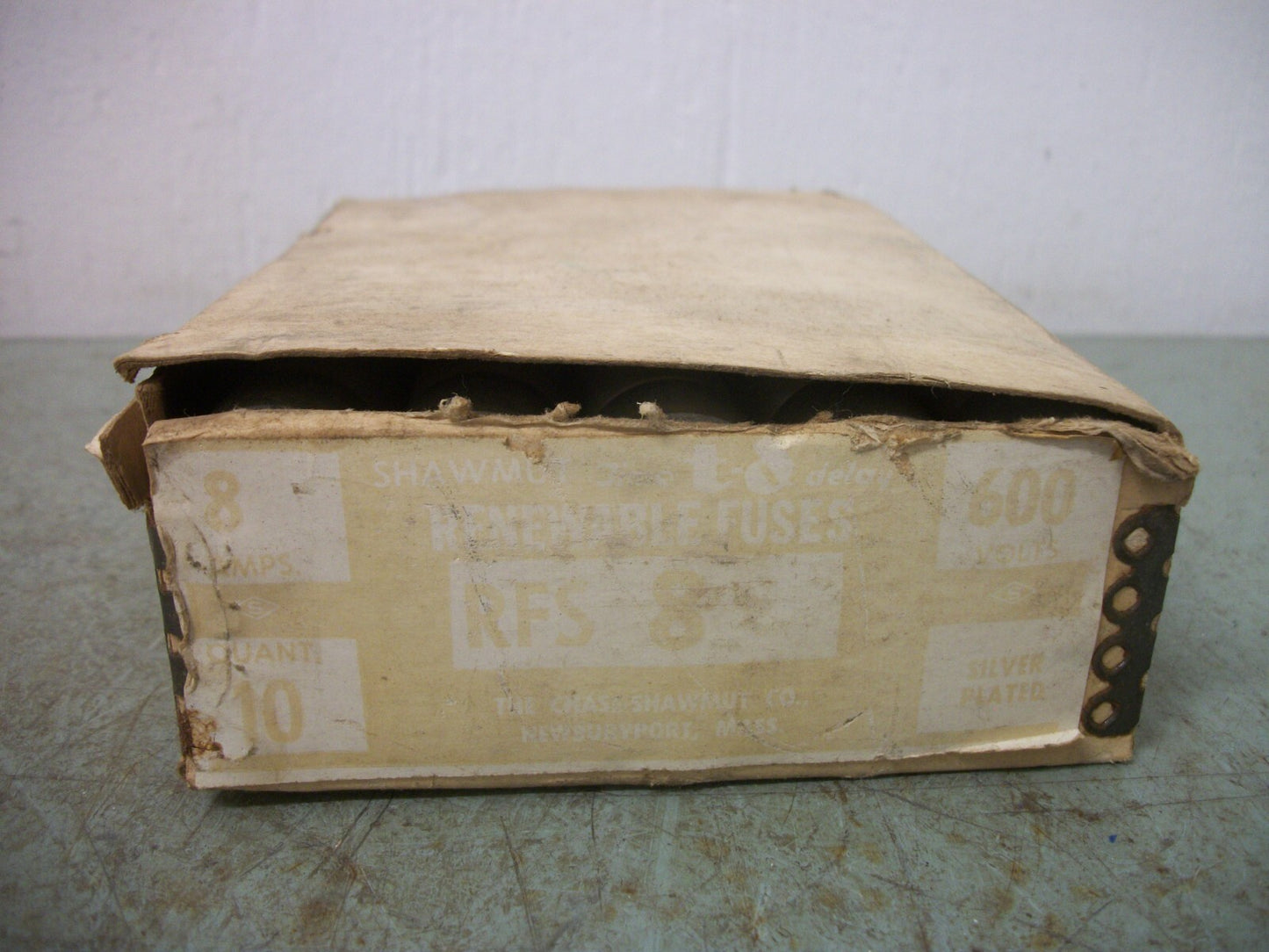 SHAWMUT BOX OF 10 RENEWABLE FUSES RFS8 8AMP 600VOLT NIB