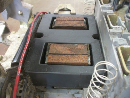 WESTINGHOUSE GCA 530 SIZE 5 CONTACTOR 2045A40G01 300AMP