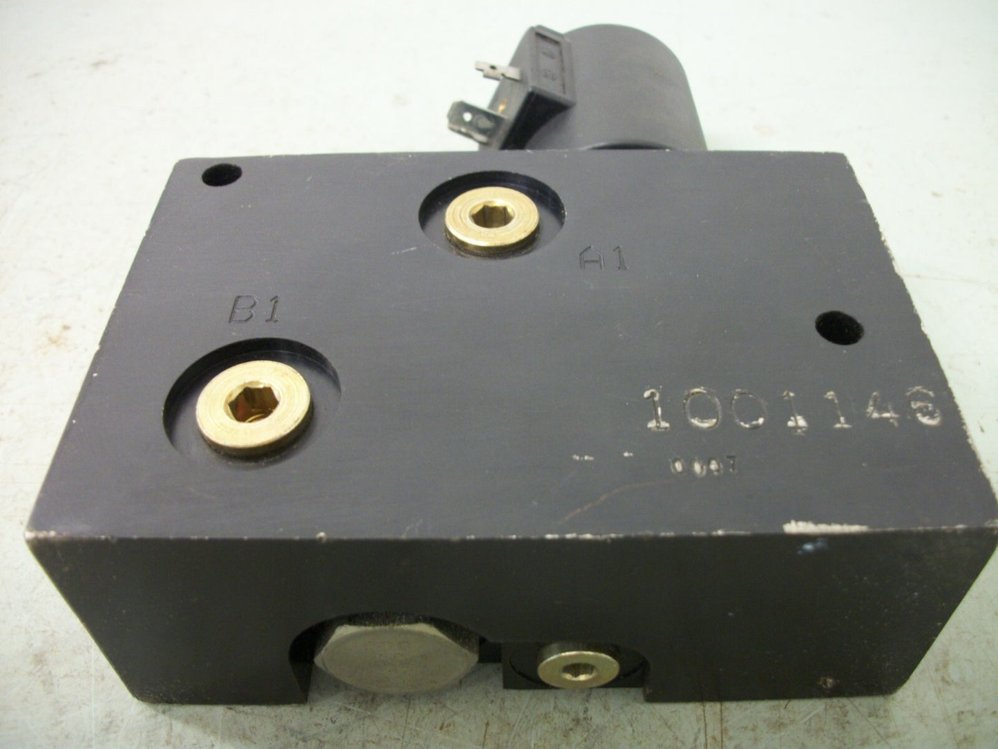 HYDRAFORCE MANIFOLD CHECK VALVE 1001146 6356012 CV08-20 7-10FT-LBS NOB