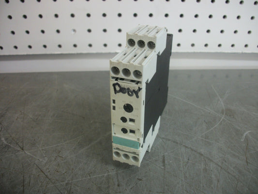 SIEMENS TIME RELAY 3RP1505-1AQ30 0.05SEC-100HOUR