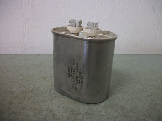 MALLORY 4uf CAPACITOR OPN460Z 660VOLT