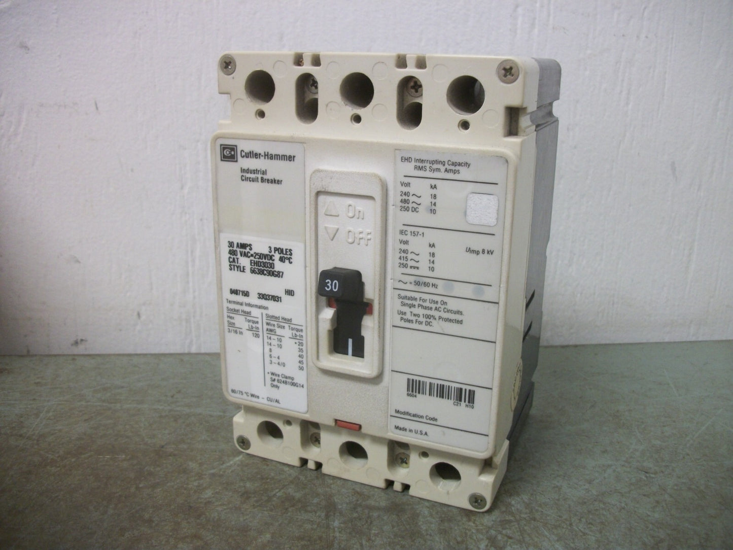 CUTLER-HAMMER EHD CIRCUIT BREAKER EHD3030 30AMP 480VOLT 3POLE FADED