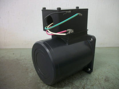 ORIENTAL MOTOR 40WATT INDUCTION MOTOR 5IK40GN-FCH 115VOLT 1500RPM NOB