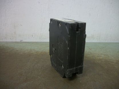 CUTLER-HAMMER BD TANDEM CIRCUIT BREAKER BD2020 20AMP 240VOLT 2POLE