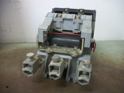 WESTINGHOUSE GCA 530 SIZE 5 CONTACTOR 2045A40G01 300AMP