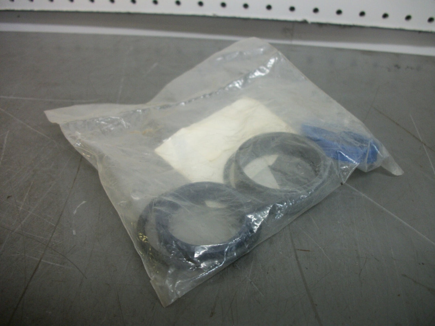 TOTAL SOURCE UNISOURCE LIFT CYLINDER SEAL KIT 800121191 NEW