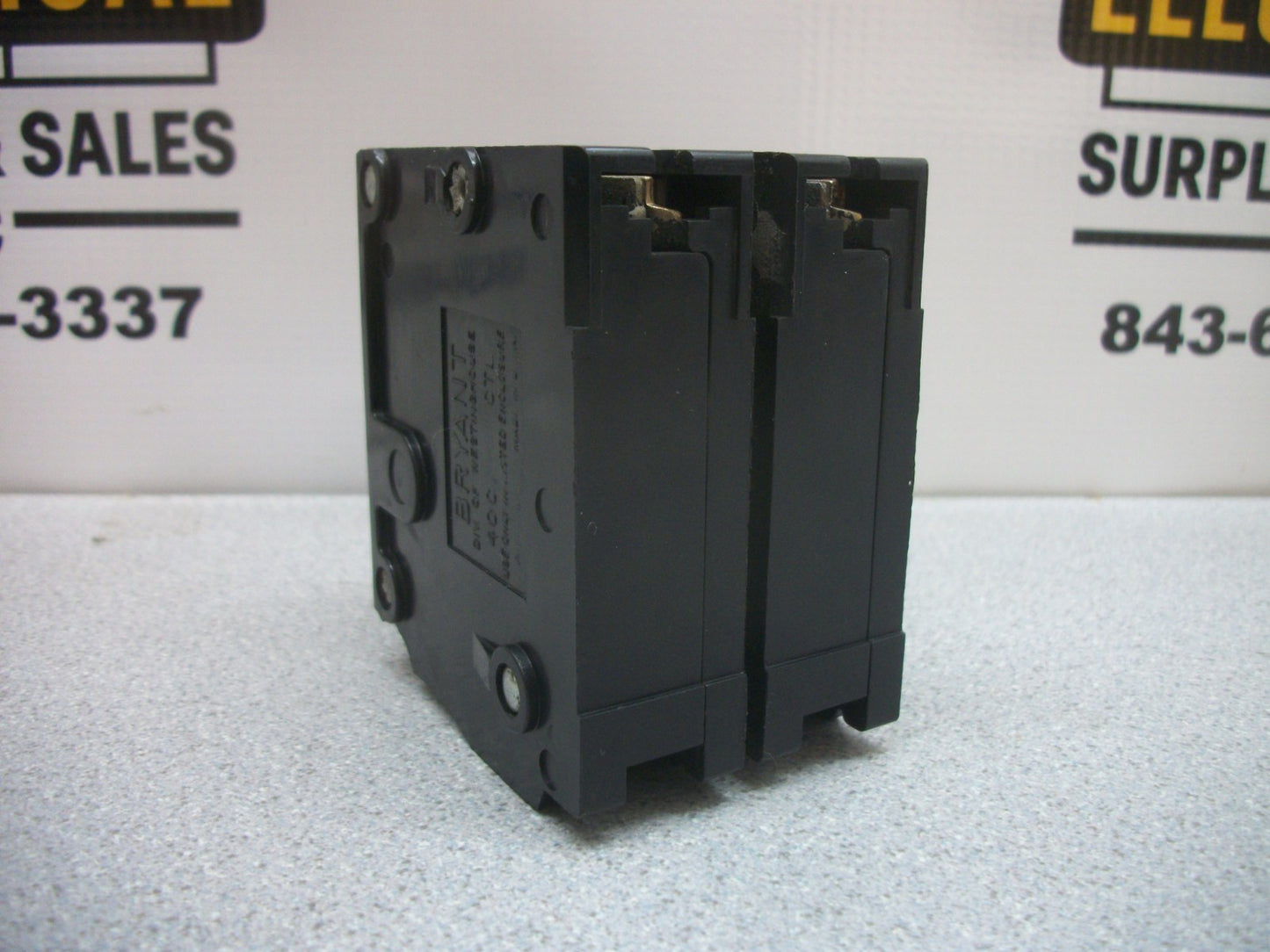 BRYANT BR CIRCUIT BREAKER BR290 90AMP 240VOLT 2POLE CHIPPED