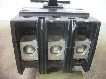 SQUARE D I-LINE KA CIRCUIT BREAKER KA36225 225AMP 600VOLT 3POLE GRAY