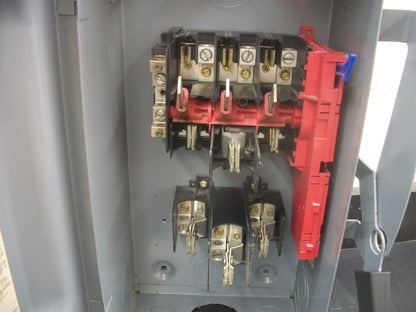 SQUARE D DISCONNECT TYPE 1 D323N 100AMP 240VOLT 3POLE FUSIBLE MISS ARC SHIELD