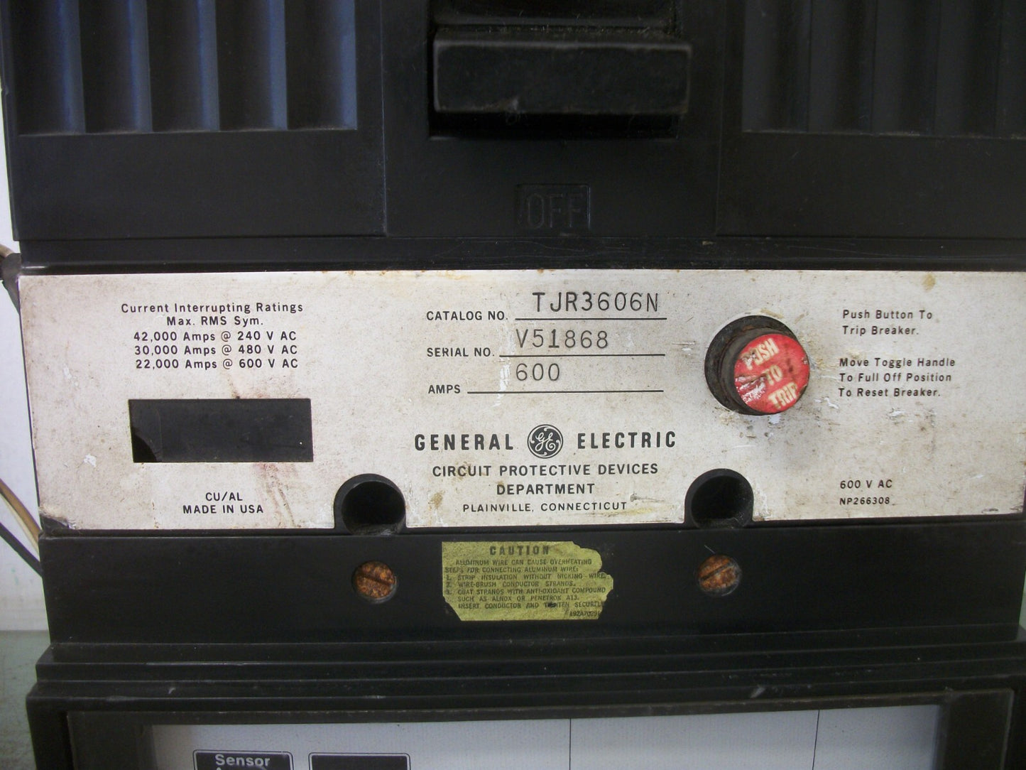 GE TJR CIRCUIT BREAKER TJR3606N 600AMP 600VOLT 3POLE W/AUX