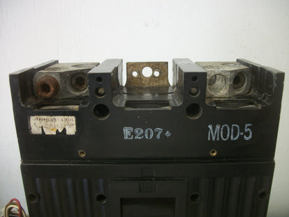 GE TJR CIRCUIT BREAKER TJR3606N 600AMP 600VOLT 3POLE W/AUX