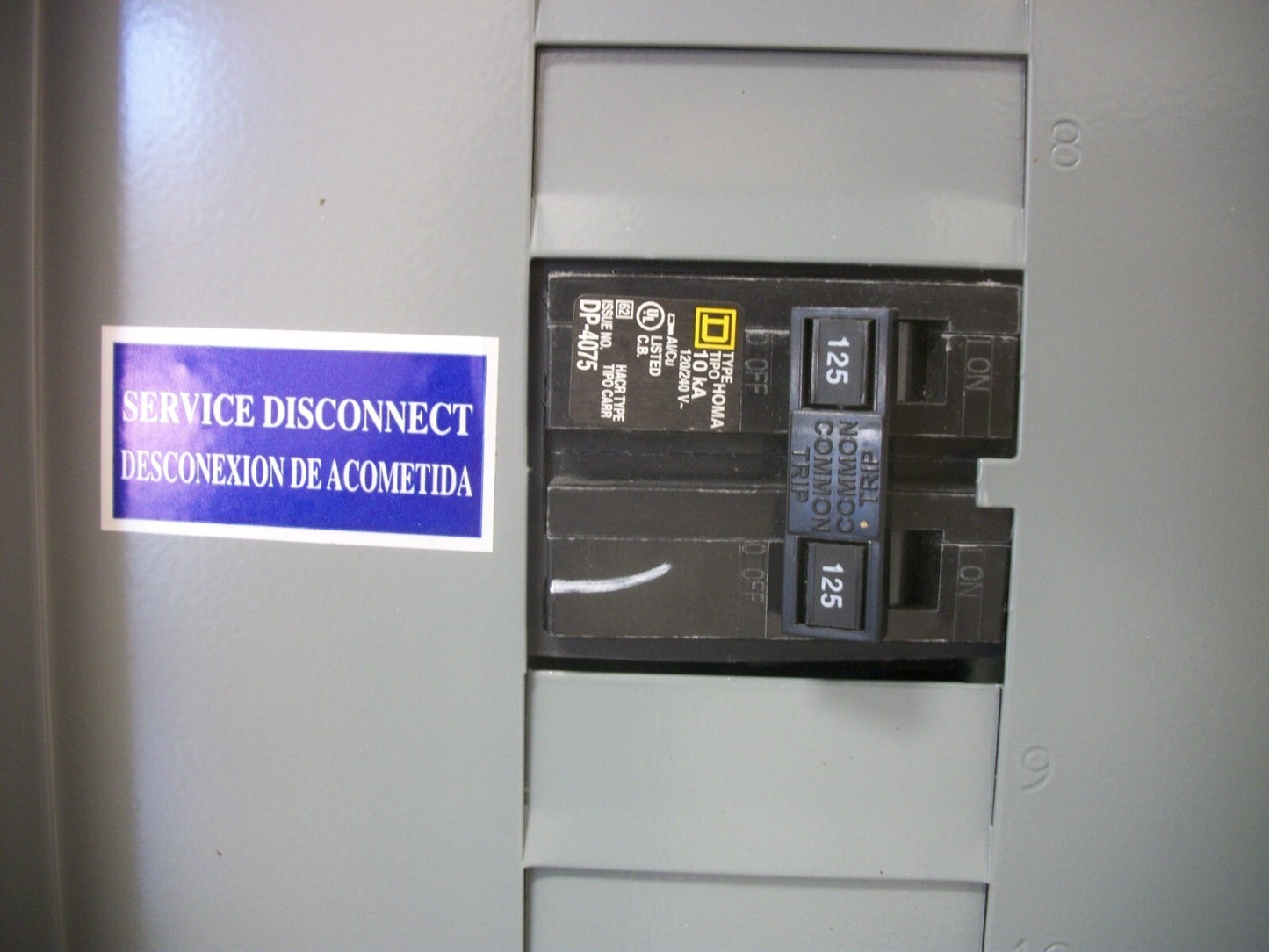 SQUARE D METER/LOAD CENTER PANELBOARD SC1624M125S 125A 120/240V 1PH 125A MAI NOB