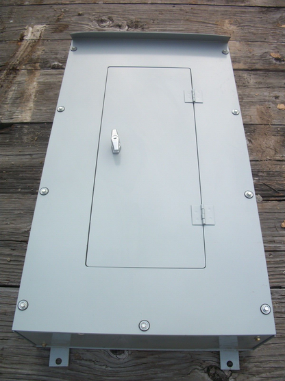 CUTLER-HAMMER PRL1A PANELBOARD W/INTERIOR LWPQ2036 100A 120/240V 100A MAIN NEW