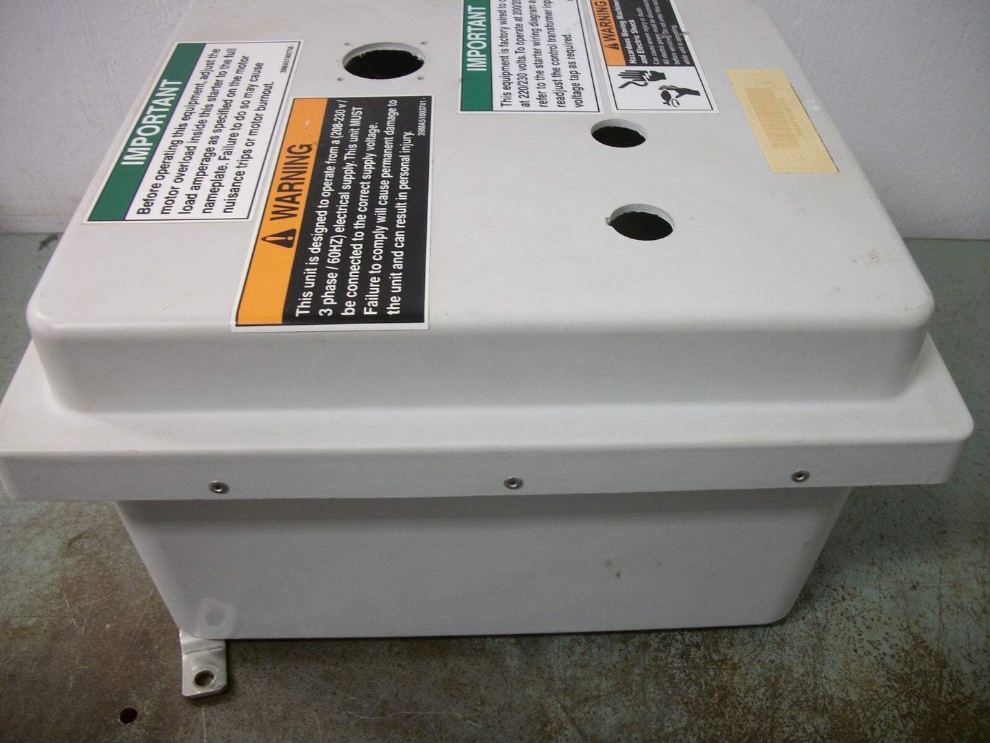 ALLIED 12 X 10 X 6 NON-METALLIC ENCLOSURE 1,2,3,3R,4,4X,12,13 AM1206RT