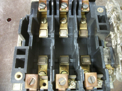 SQUARE D SIZE 2 MOTOR STARTER 8536SDO1 600VCOIL 3PH 600V 25HP NOB