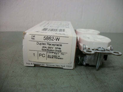 PASS & SEYMOUR WHITE DUPLEX RECEPTACLE 5862-W 20AMP 250VOLT NIB
