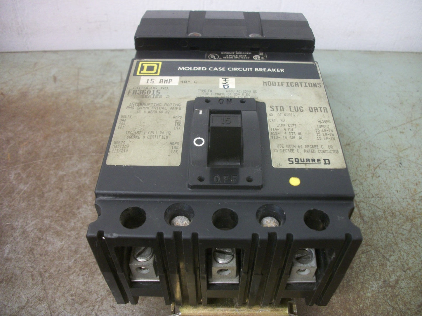 SQUARE D I-LINE FA CIRCUIT BREAKER FA36015 15AMP 600VOLT 3POLE GRAY