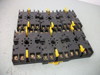 OMRON LOT OF 6 8-PIN RELAY SOCKET BASES P2CF-08 10AMP 250VOLT