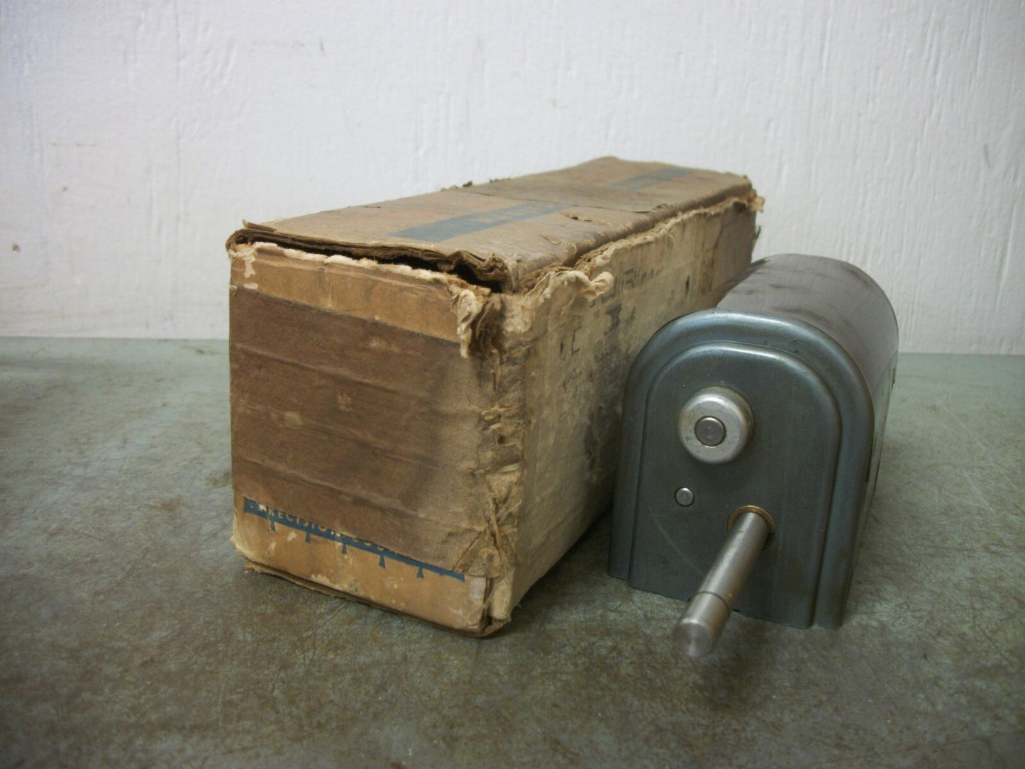 DURANT 1:2 RATIO ANALOG ROTARY COUNTER 5-H-9-1-R-AC NIB