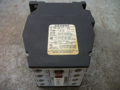 SIEMENS CONTACTOR 3TB4017-0A 20AMP 115VCOIL 3PH 600V 7.5HP