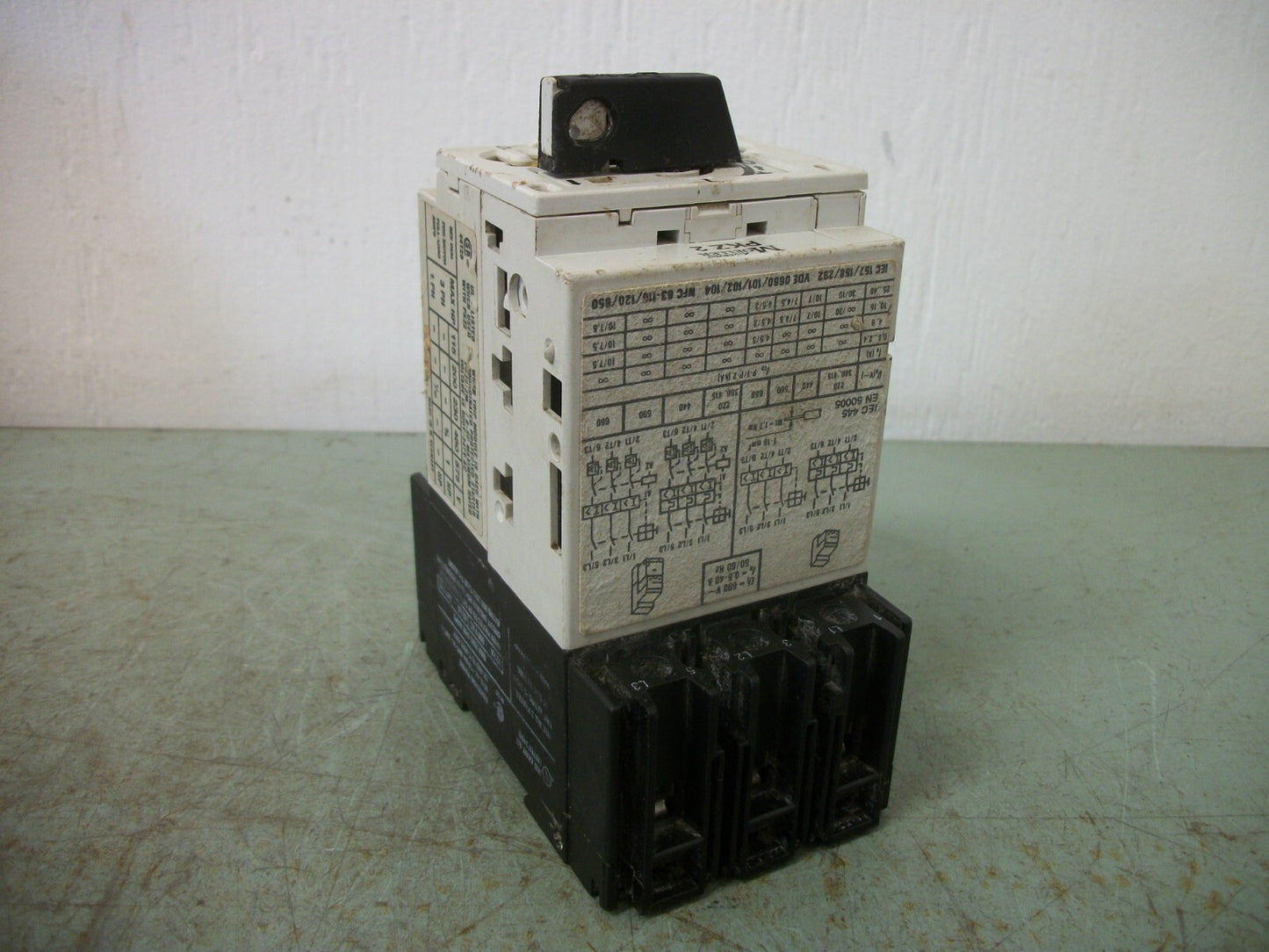 KLOCKNER-MOELLER PKZ2 MOTOR CIRCUIT BREAKER ZM-1,6-PKZ2 14-22AMP