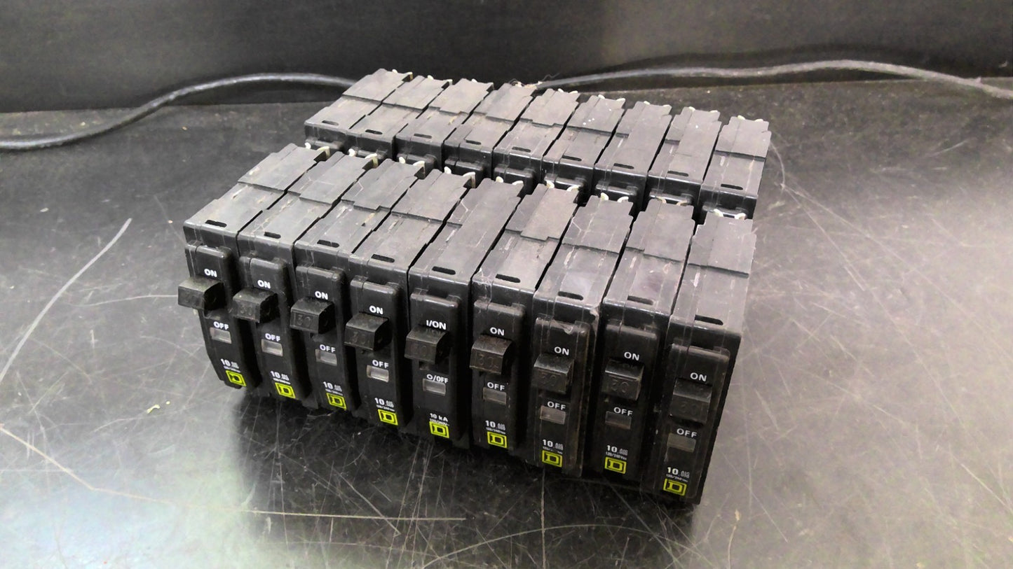 SQUARE D LOT OF 18 QO CIRCUIT BREAKERS QO130 30AMP 240VOLT 1POLE