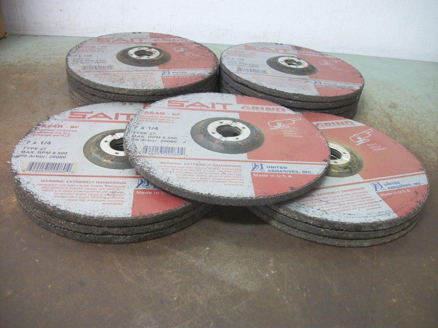UNITED ABRASIVES LOT OF 17 7X1/4 TYPE 27 SAIT METAL GRINDING DISCS A24R-BF NEW