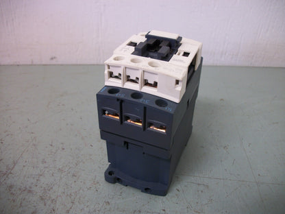 TELEMECANIQUE CONTACTOR LC1D18BD 24VCOIL 3PH 600V 15HP