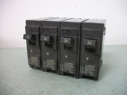 MURRAY LOT OF 4 MP-T CIRCUIT BREAKERS MP130 30AMP 240VOLT 1POLE