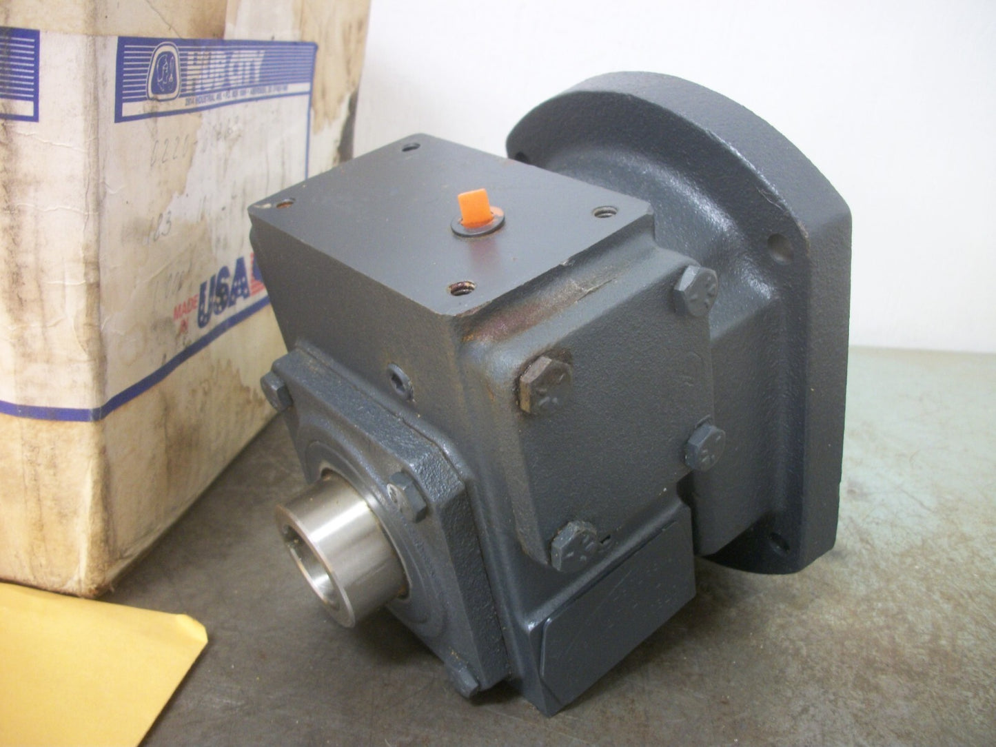 HUB CITY 10:1 RATIO 832478 GEAR BOX SPEED REDUCER 0220-60263 NIB