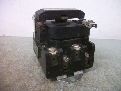 GE SIZE 0 CONTACTOR CR305B0 20AMP 115VCOIL 3PH 600V 5HP