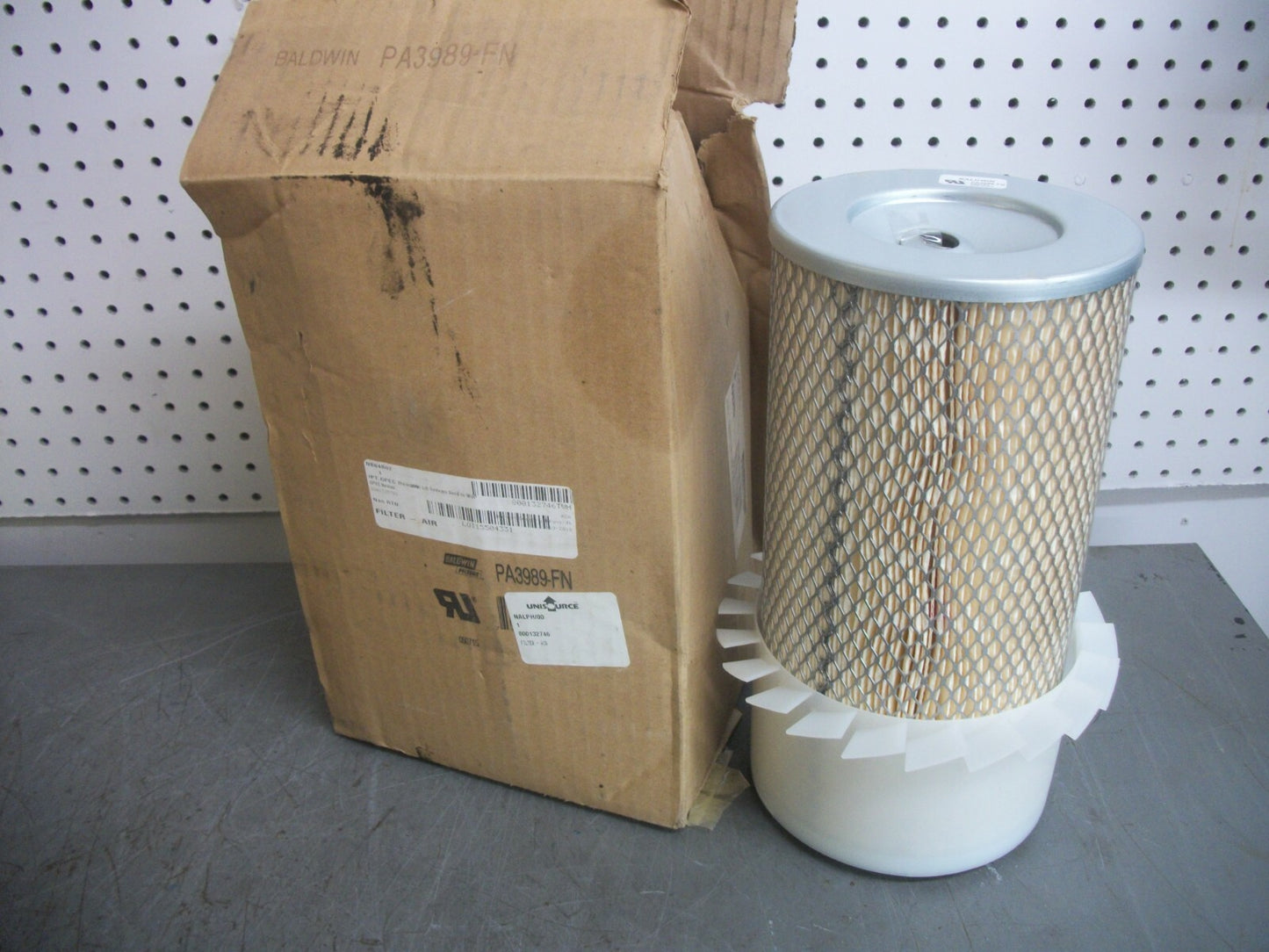 BALDWIN AIR FILTER PA3989-FN NIB