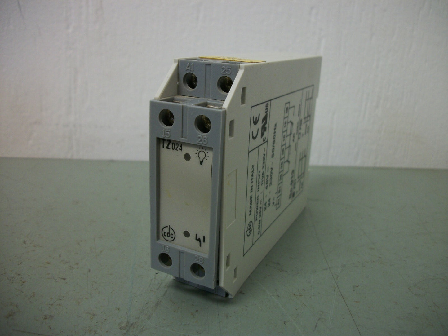 CDC TIMER RELAY MODULE TZ024 0.5W 24VDC 11VA 230VAC