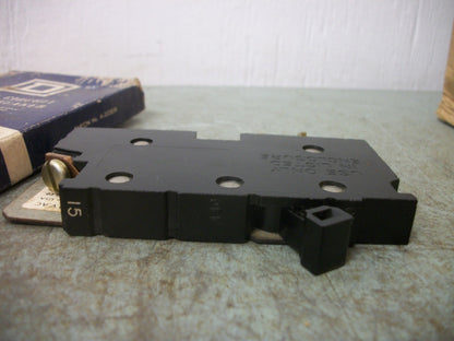 SQUARE D XO CIRCUIT BREAKER XO115 15AMP 120VOLT 1POLE NIB