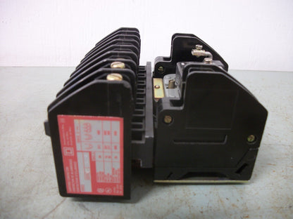 SQUARE D 30AMP 10POLE LIGHTING CONTACTOR 8903LO0010 120VCOIL