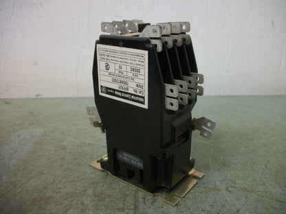 WESTINGHOUSE 765A872G01 INDUSTRIAL CONTROL RELAY BFF62F 120VCOIL 300V 10A NOB