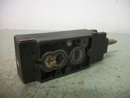 AUTOMATIC VALVE SOLENOID VALVE BLOCK D2003ACWR NO COIL