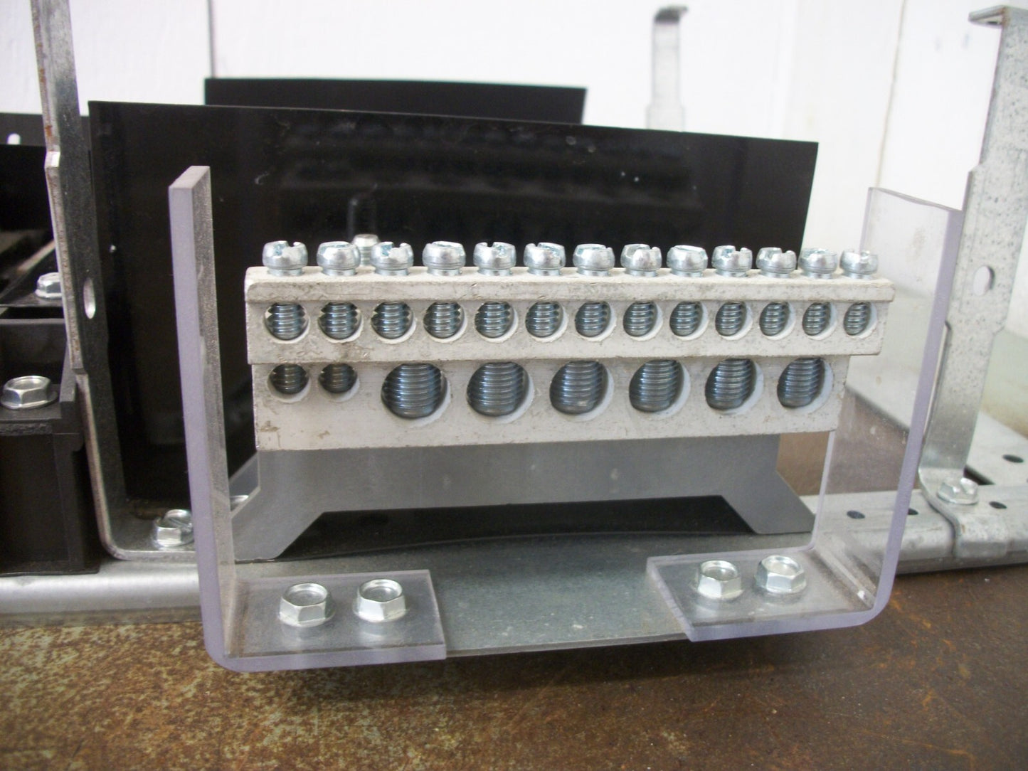 GE TEY 3PH LOAD CENTER PANELBOARD INTERIOR 10086781P1 426002039338 NEW