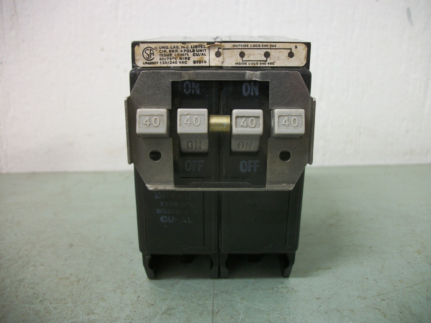 BRYANT BQ CIRCUIT BREAKER BQ240240 40AMP 240VOLT 2POLE NOB