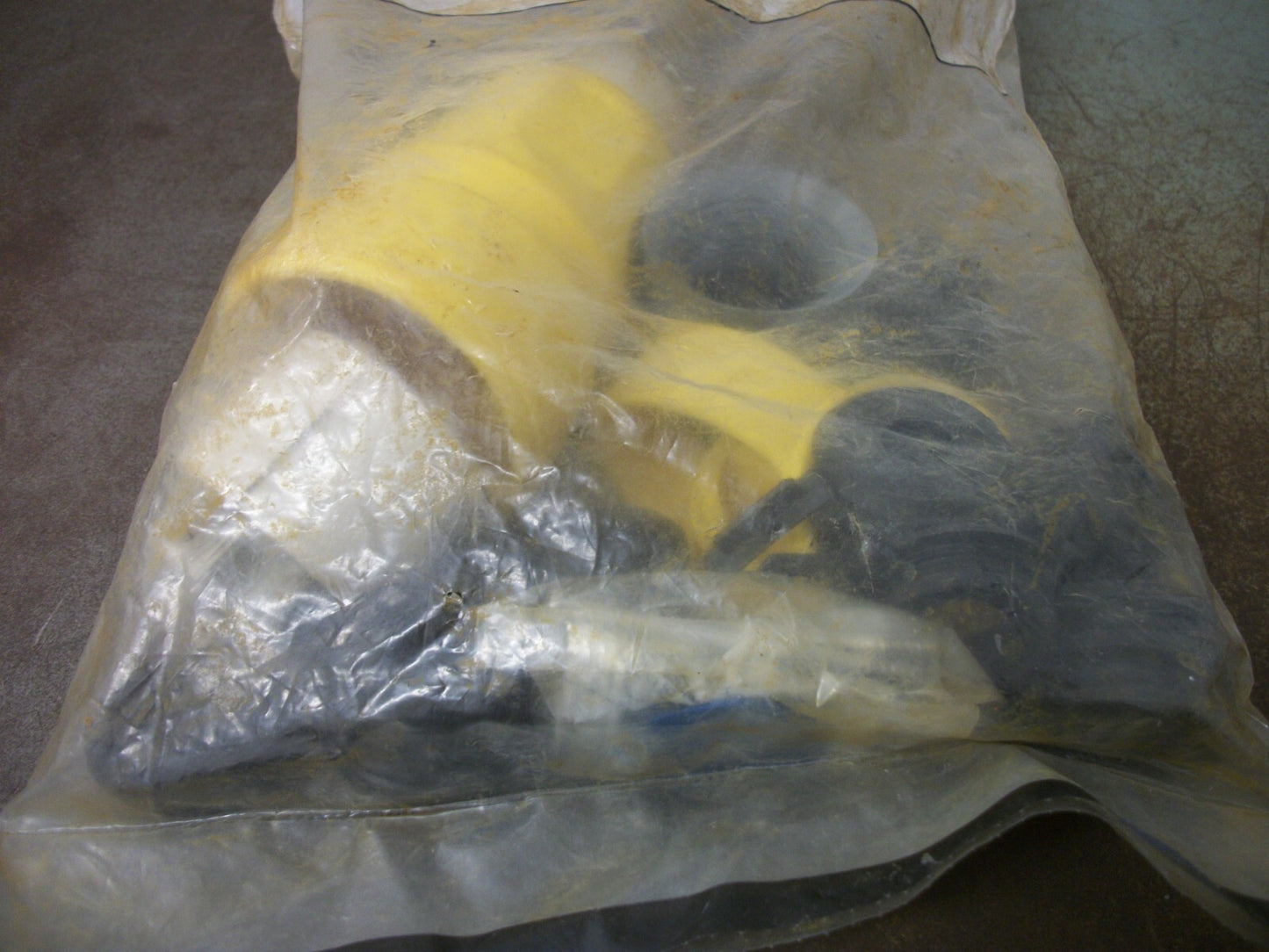 HUBBELL WATERTIGHT CONNECTOR HBL29W76 30AMP 480VOLT 3PH 3P 4W NEW