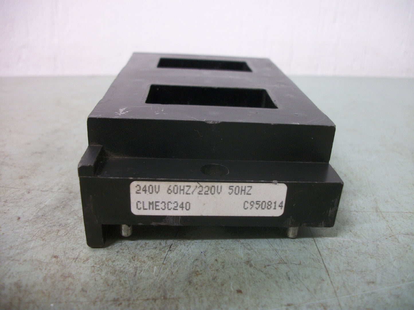 SIEMENS 100AMP LIGHTING CONTACTOR MAGNETIC COIL CLME3C240 240VCOIL L.N.C.