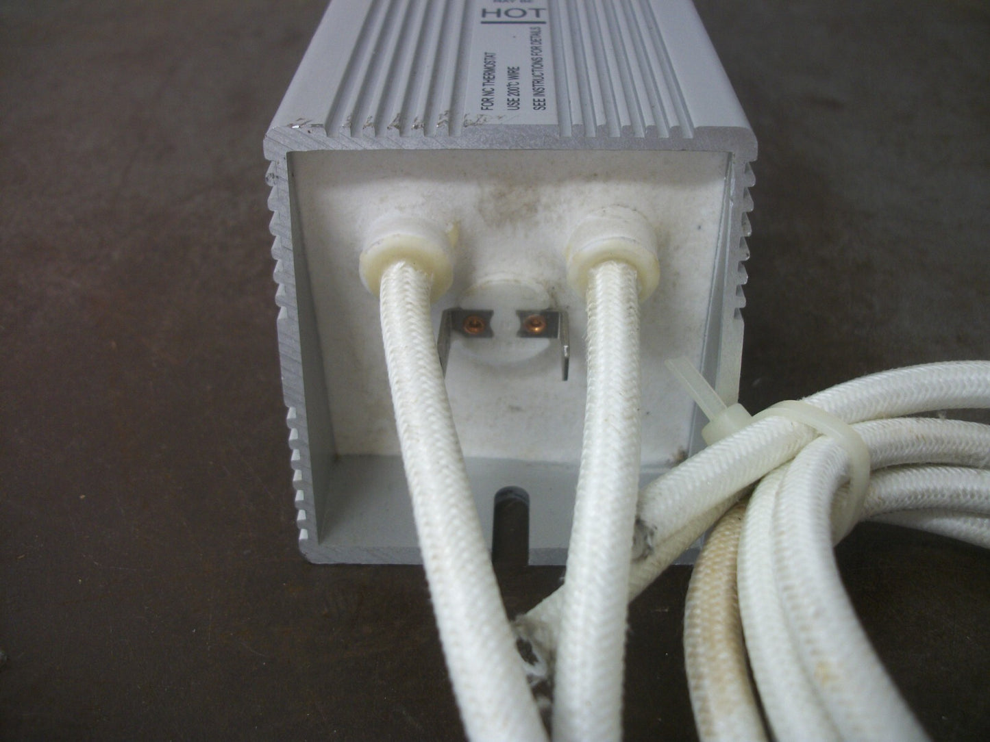 ROCKWELL AUTOMATION DYNAMIC BRAKE RESISTOR AK-R2-120P1K2 0-1000VDC 120 OHM 260W