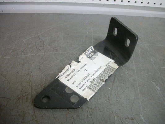 HYSTER OIL COOLER BRACKET 1367353 NEW
