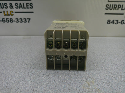 OMRON TEMPERATURE CONTROLLER E5CS-R1KJX-F