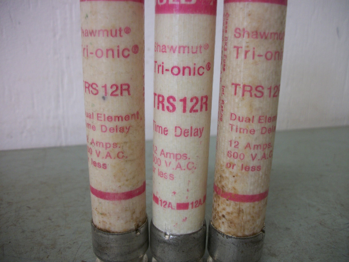 GOULD SHAWMUT LOT OF 3 TRI-ONIC FUSES TRS12R 12AMP 600VOLT