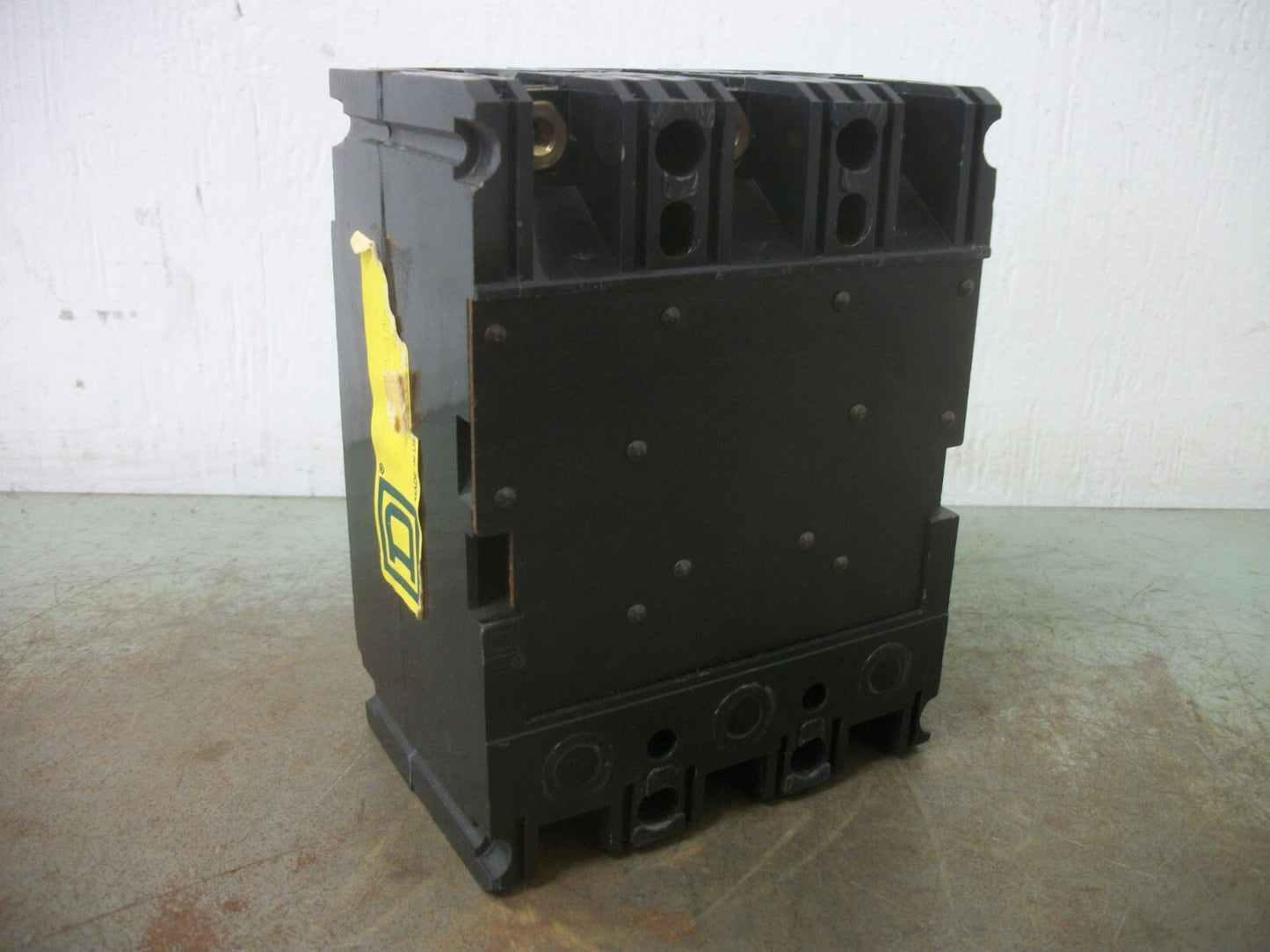 SQUARE D FAL CIRCUIT BREAKER FAL3603015M 30AMP 600VOLT 3POLE GRAY