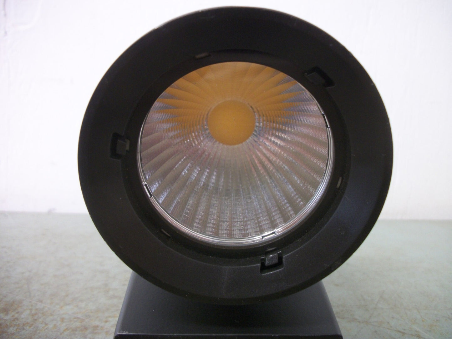 WAC JT SERIES ELECTRONIC LOW VOLTAGE LIGHT J-BF0928 120VAC 0.29AMP NOB