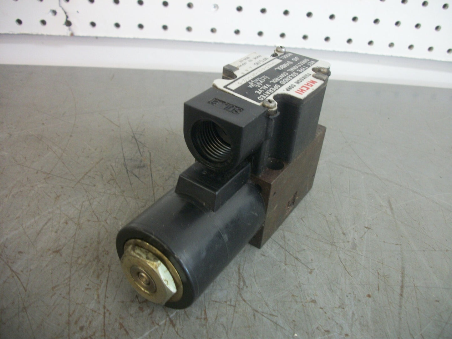 NACHI SOLENOID DIRECTIONAL CONTROL VALVE S-G01-A3X-GRZ-D2-30